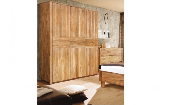 Шкаф LAUSANNE 3-х дверный из массива дуба